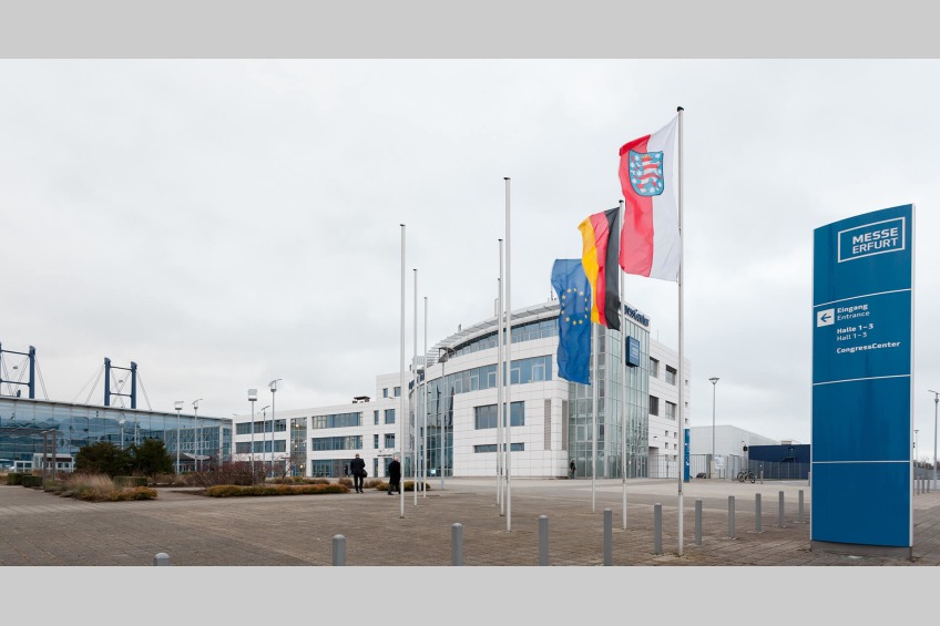 Der Veranstaltungsort, die Messe Erfurt, von außen