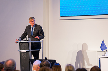 Egbert Holthuis, Europäische Kommission, Generaldirektion Beschäftigung, Soziales und Integration